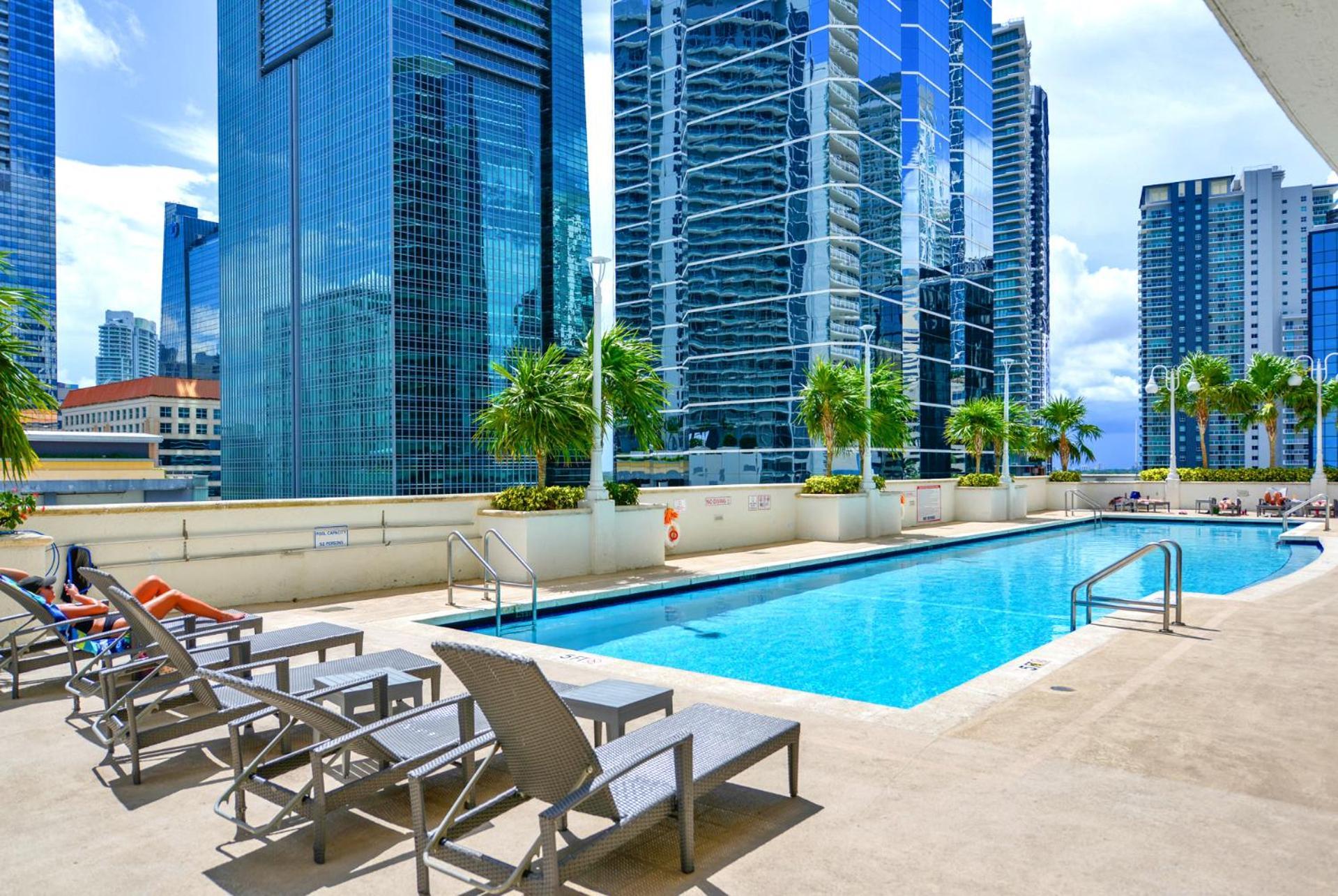 Luxurious 3br With Pool In Brickell * Miami